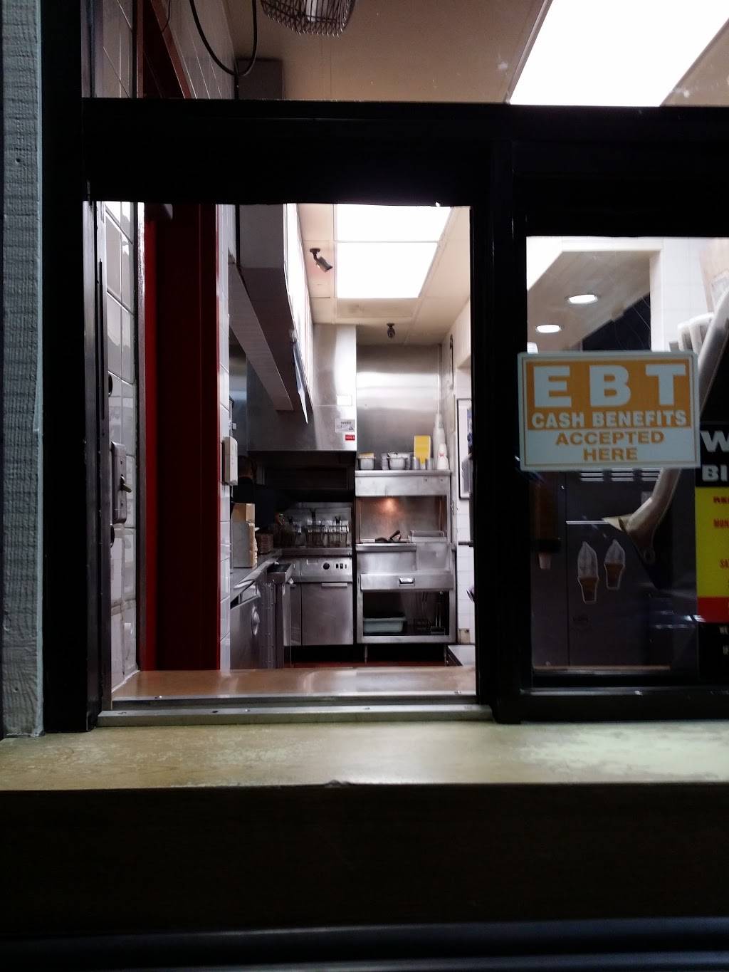 Wienerschnitzel | restaurant | 1281 E Main St, El Cajon, CA 92021, USA | 6194422941 OR +1 619-442-2941