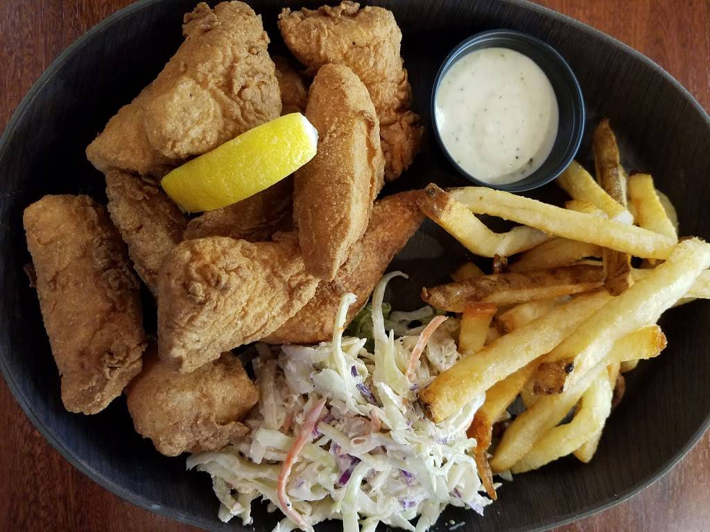 Hornets Nest Grille | restaurant | 9876 Main St, Damascus, MD 20872, USA | 3012533707 OR +1 301-253-3707