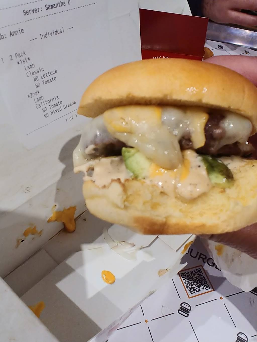 BurgerIm | restaurant | 22855 Brambleton Plaza, Brambleton, VA 20148, USA | 7033278505 OR +1 703-327-8505