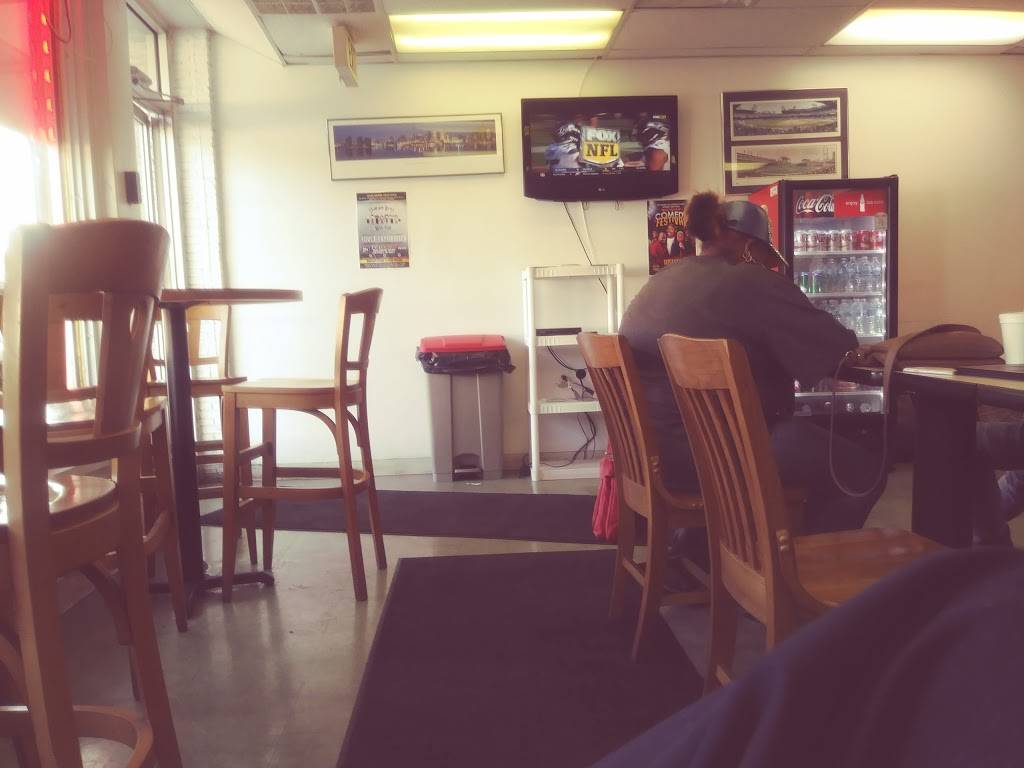 Faustinas Creole & Soulfood | restaurant | 16155 Wyoming Ave, Detroit, MI 48221, USA | 3133978010 OR +1 313-397-8010