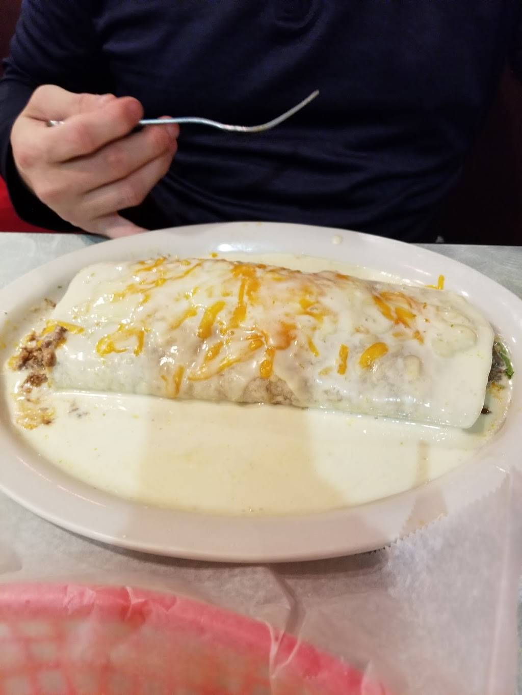 Chicken n Salsa | restaurant | 122 N Weinbach Ave, Evansville, IN 47711, USA | 8123033004 OR +1 812-303-3004