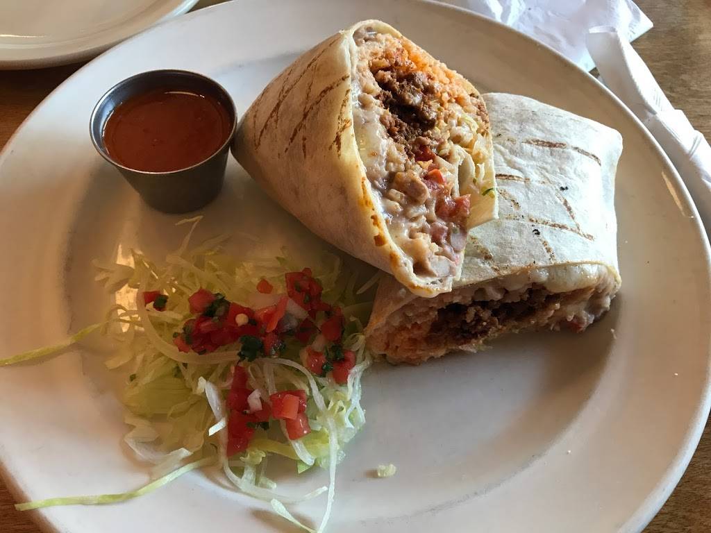 Maximos Cantina | Omaha Mexican Restaurant | restaurant | 2613 N Main St, Elkhorn, NE 68022, USA | 4022894062 OR +1 402-289-4062