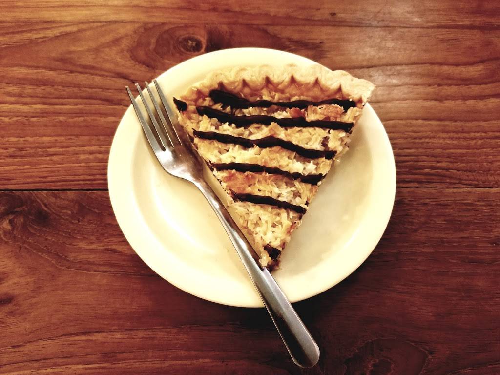 Freiheit Country Store | restaurant | 2157 FM1101, New Braunfels, TX 78130, USA | 8306259400 OR +1 830-625-9400