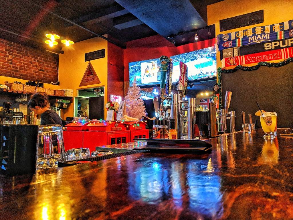 United Ale House | restaurant | 2236 First St, Fort Myers, FL 33901, USA | 2393621831 OR +1 239-362-1831