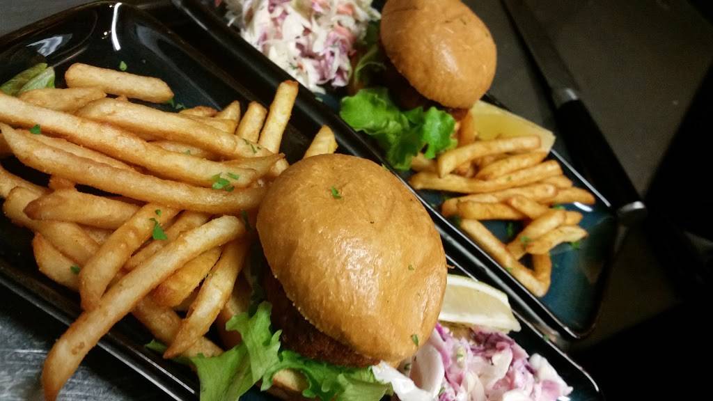 Crab Cakes and Yosemite Catering | restaurant | 49271 Golden Oak Loop, Oakhurst, CA 93644, USA | 5596417667 OR +1 559-641-7667