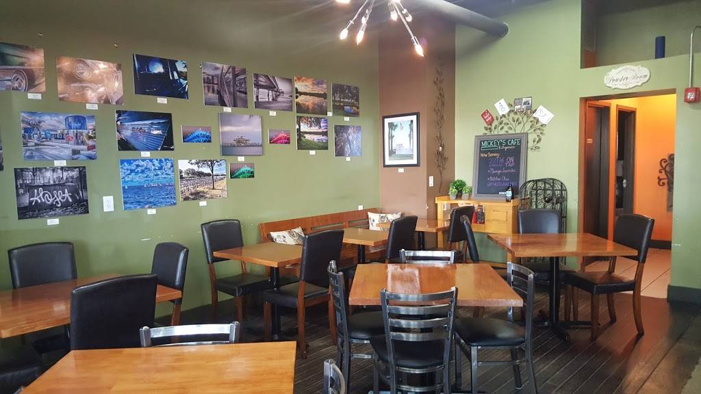 Mickeys Cafe & Organics | restaurant | 318 Central Ave, St. Petersburg, FL 33701, USA | 7278519832 OR +1 727-851-9832