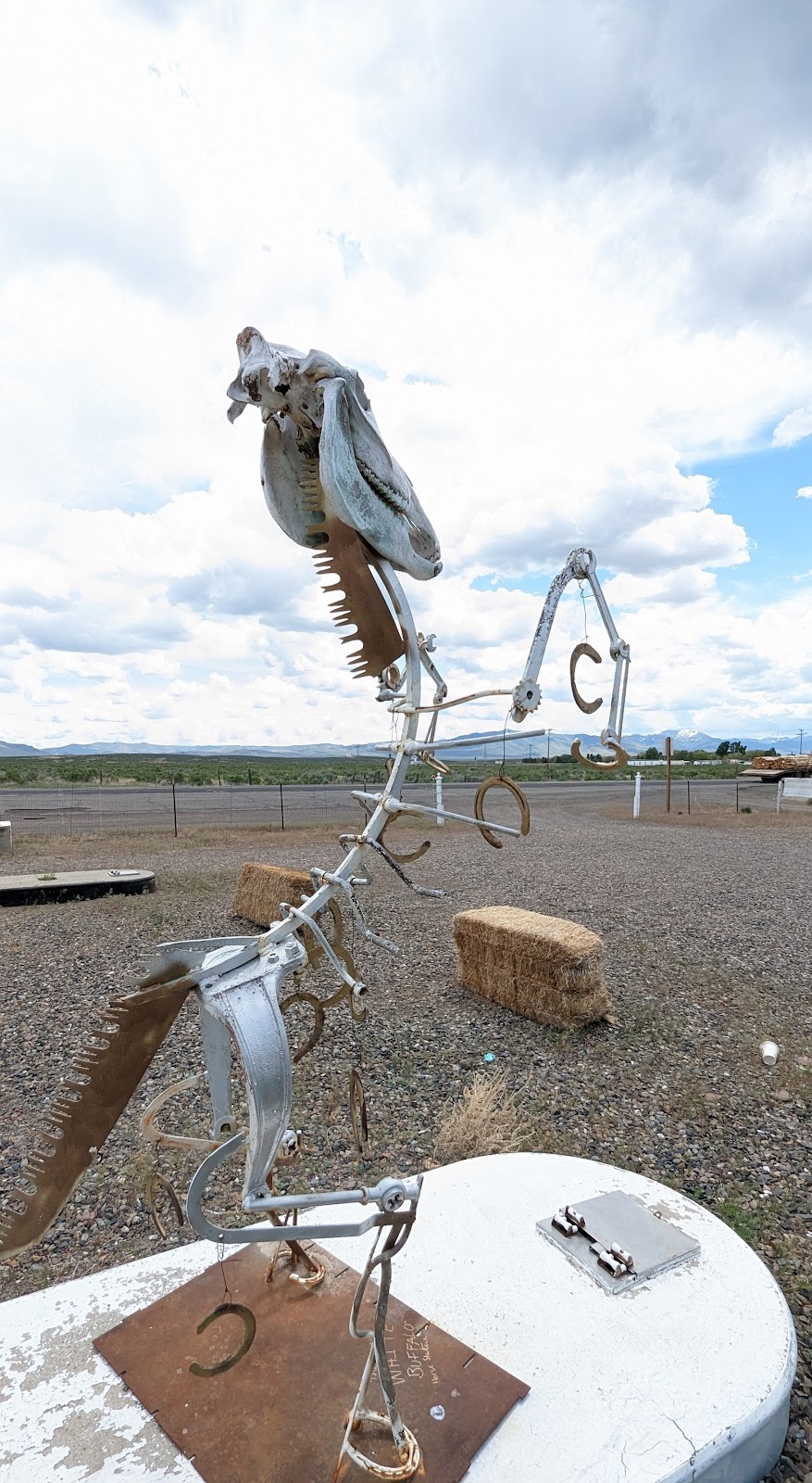 Somewhere Out West | cafe | 9689 US-95, McDermitt, OR 89421, USA | 5415228105 OR +1 541-522-8105
