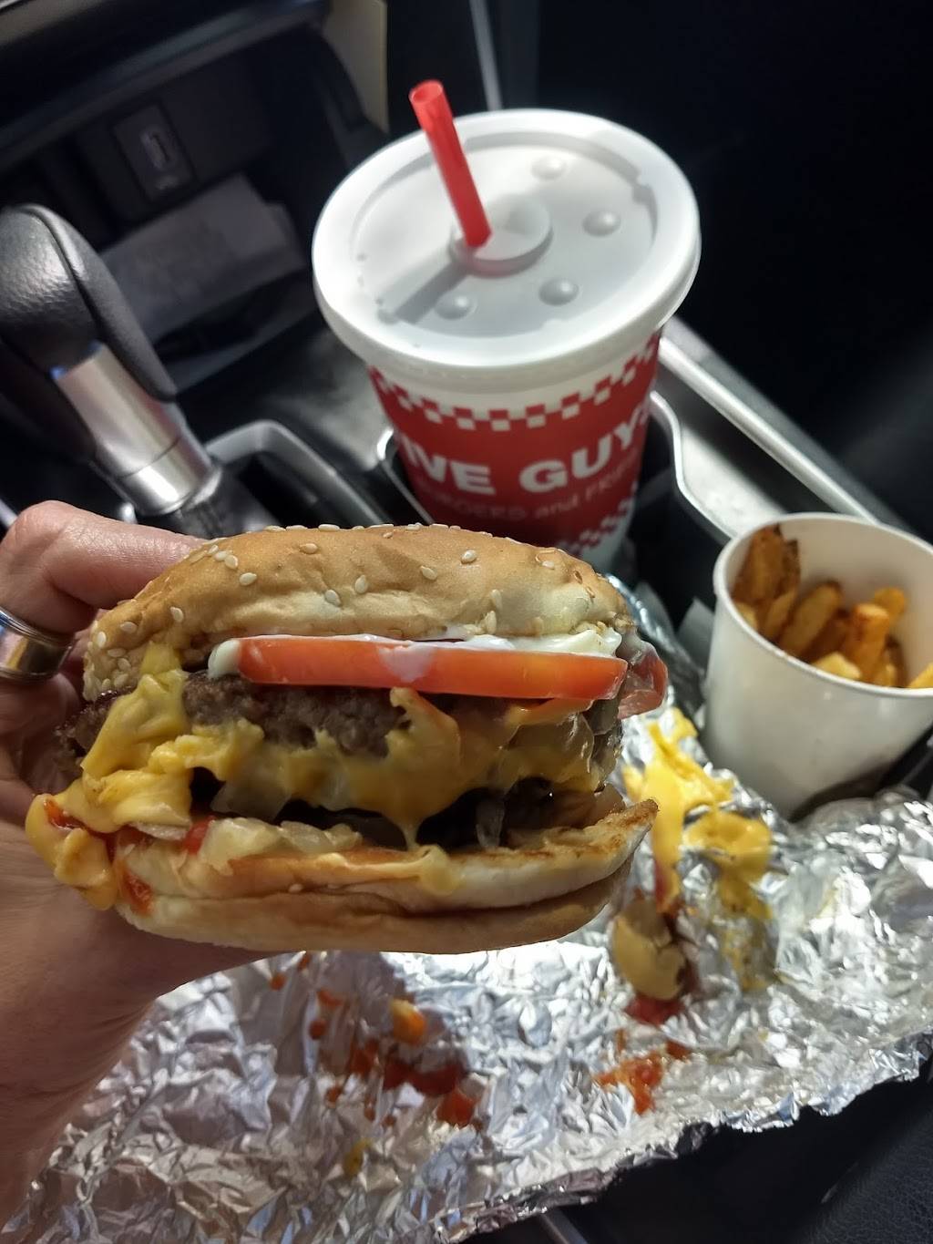 Five Guys | meal takeaway | 5354 Fruitville Rd, Sarasota, FL 34232, USA | 9413420170 OR +1 941-342-0170