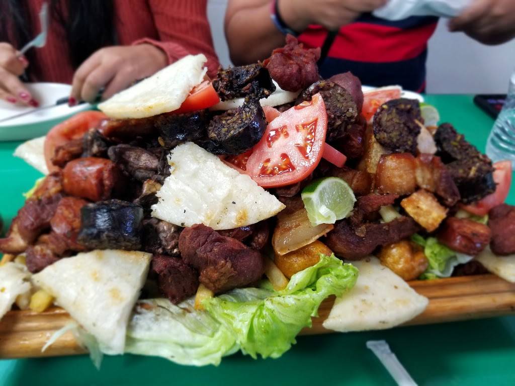 Tardes Caleñas Kendall | restaurant | 9941 SW 142nd Ave, Miami, FL 33186, USA | 3053831033 OR +1 305-383-1033