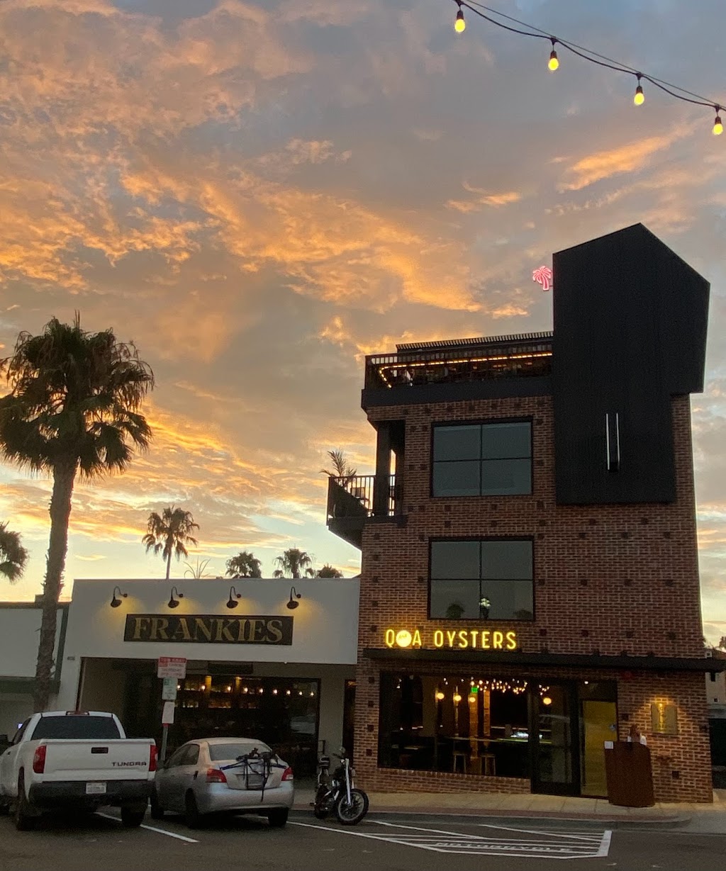 Q&A Restaurant and Oyster Bar | restaurant | 408 Pier View Wy Suite 101, Oceanside, CA 92054, USA | 7606887249 OR +1 760-688-7249
