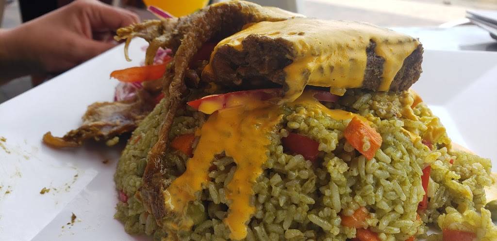 El Tayta On The Beach | restaurant | 600 N Surf Rd, Hollywood, FL 33019, USA | 9549231500 OR +1 954-923-1500