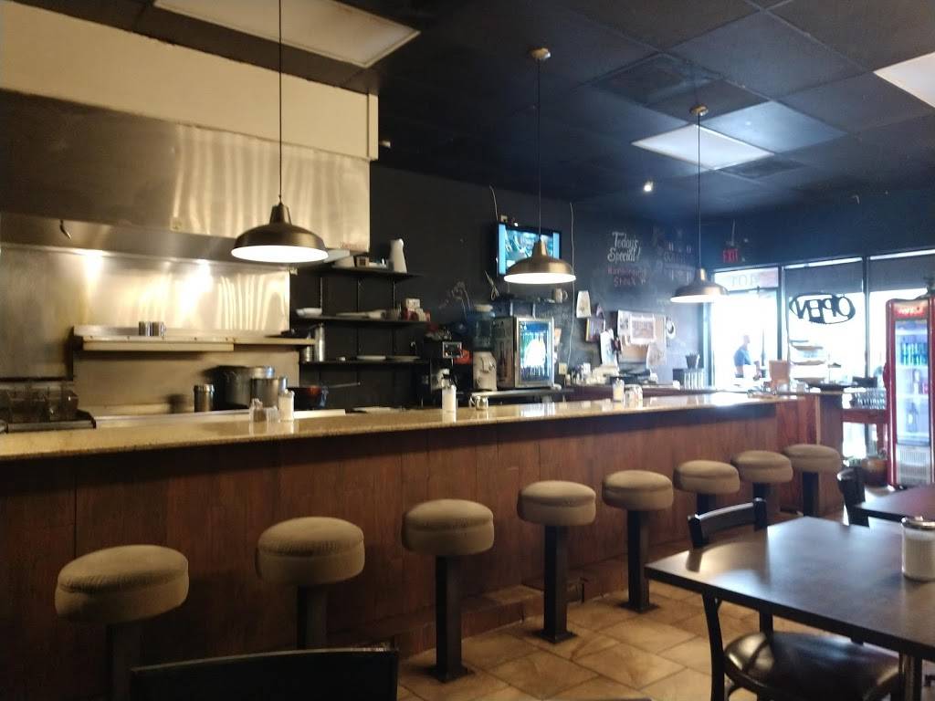 Lucys Cafe West | cafe | 6600 N Mesa St #401, El Paso, TX 79912, USA | 9158428329 OR +1 915-842-8329