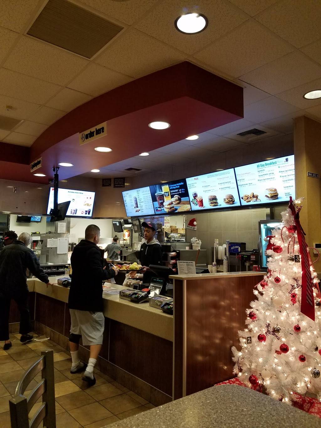 McDonalds | cafe | 2985 Freeport Blvd, Sacramento, CA 95818, USA | 9164437632 OR +1 916-443-7632