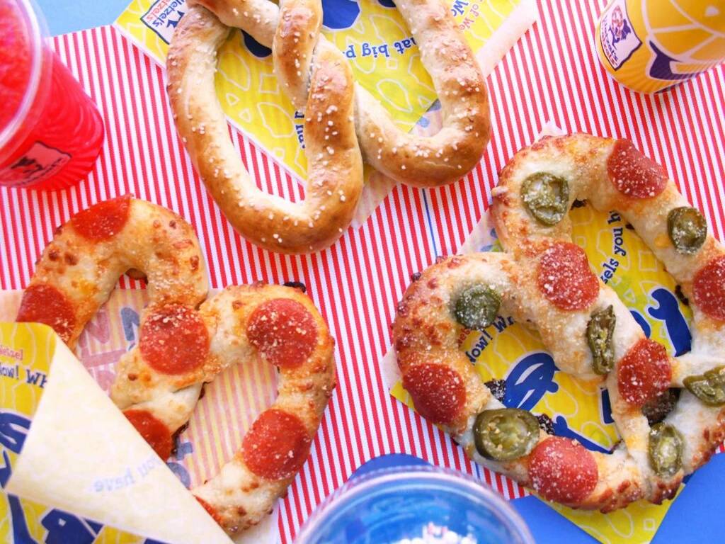 Wetzels Pretzels | restaurant | Volusia Mall, 1700 W International Speedway Blvd #135, Daytona Beach, FL 32114, USA | 3862587874 OR +1 386-258-7874