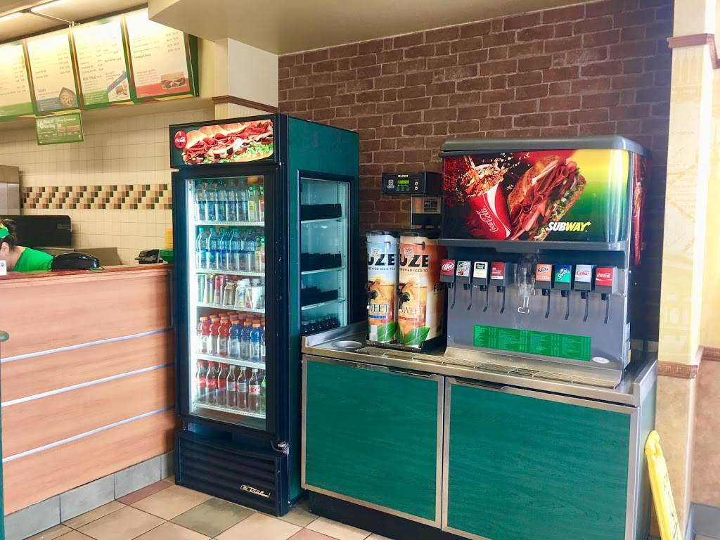 Subway | restaurant | 8420 Katy Fwy, Houston, TX 77024, USA | 7134677722 OR +1 713-467-7722