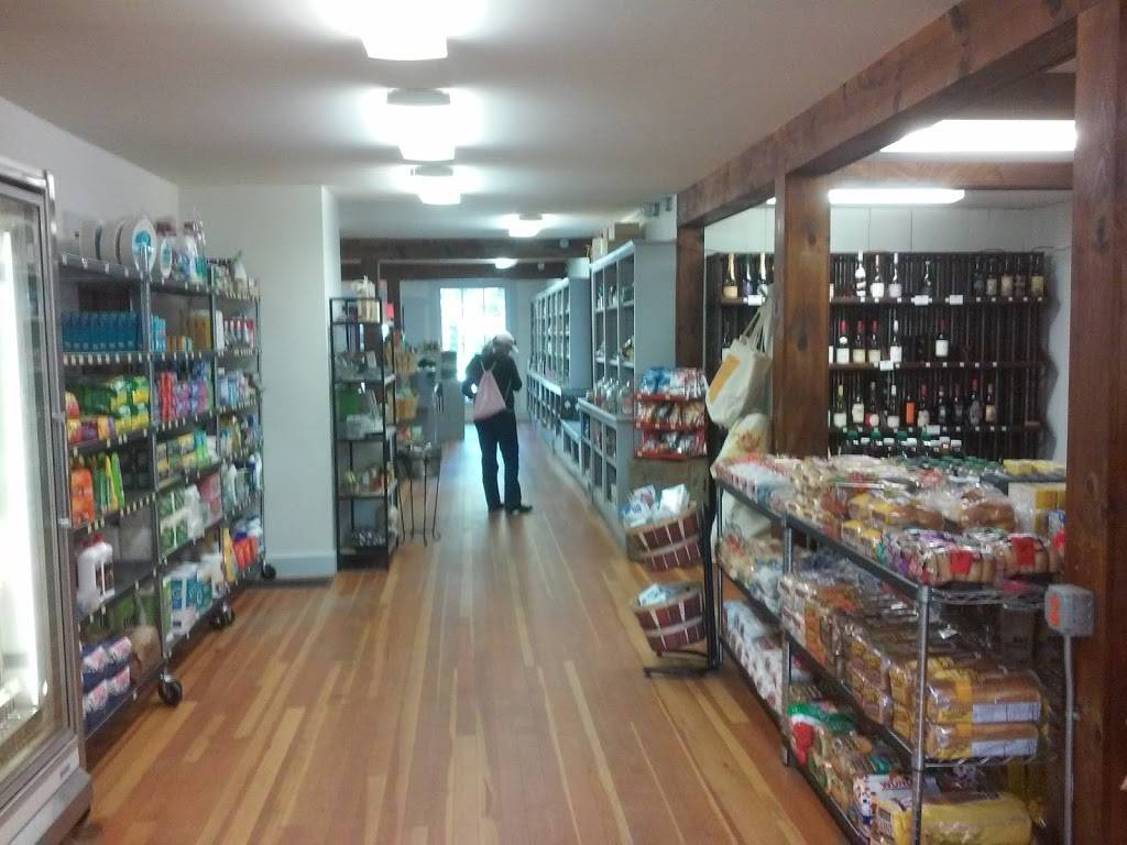 MKT: Grafton | restaurant | 162 Main St, Grafton, VT 05146, USA | 8028432255 OR +1 802-843-2255