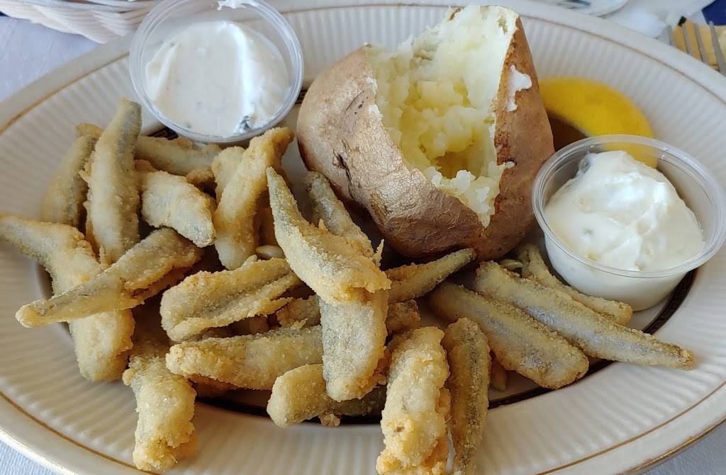 Newport Shores Restaurant | restaurant | 407 E Jackson St, Port Washington, WI 53074, USA | 2622846838 OR +1 262-284-6838