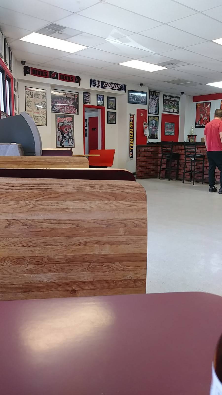 American Hero Subhouse | meal takeaway | 772 Riverside Ave, Lyndhurst, NJ 07071, USA | 2019357393 OR +1 201-935-7393