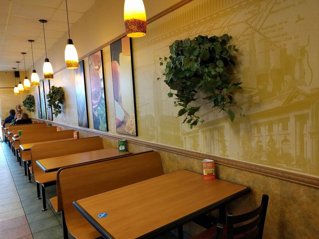 Subway | restaurant | 1225 E Ash St, Piqua, OH 45356, USA | 9377730480 OR +1 937-773-0480