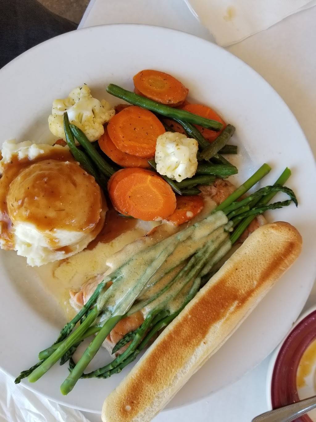 Gastons Bistro | restaurant | 14438 John Humphrey Dr, Orland Park, IL 60462, USA | 7084033663 OR +1 708-403-3663