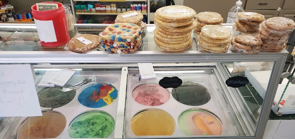 Luckys Cafe | restaurant | 513 S Center St, Archer City, TX 76351, USA | 9405744431 OR +1 940-574-4431