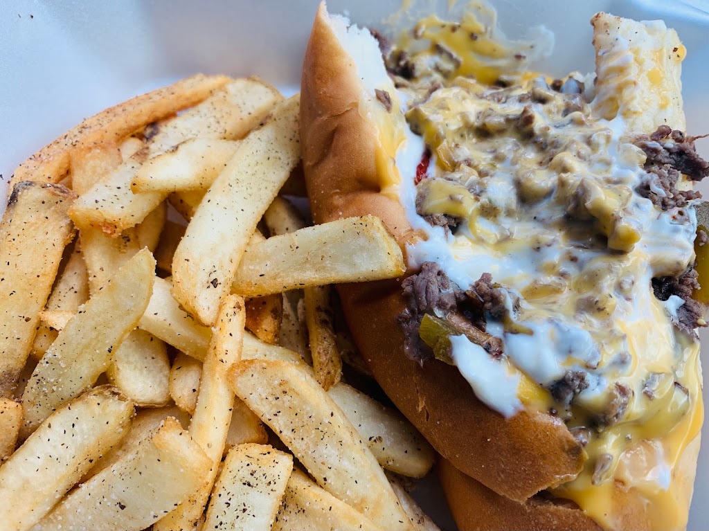 Wichita Subs & More | restaurant | 2251 E 21st St N Suite 123, Wichita, KS 67214, USA | 3162953230 OR +1 316-295-3230