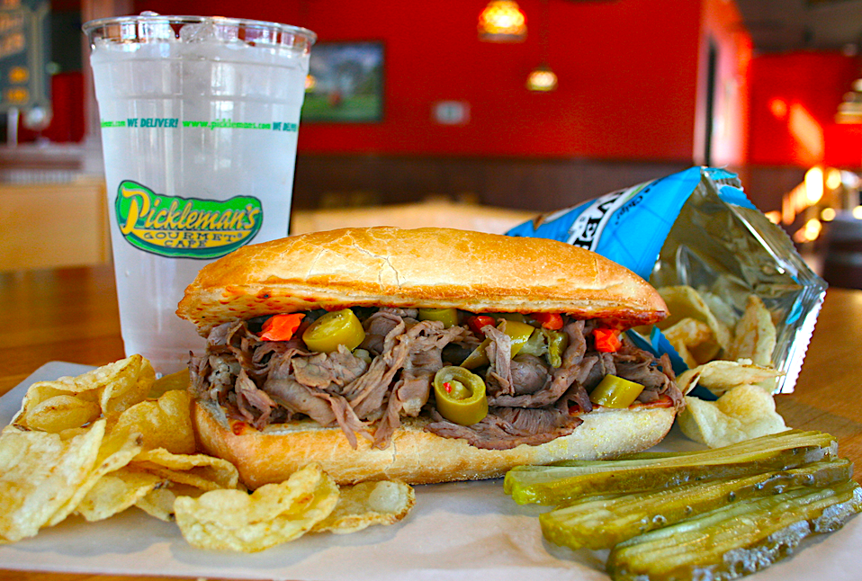 Picklemans Gourmet Cafe UMKC Campus | meal delivery | 5050 Oak St, Kansas City, MO 64112, USA | 8169313100 OR +1 816-931-3100