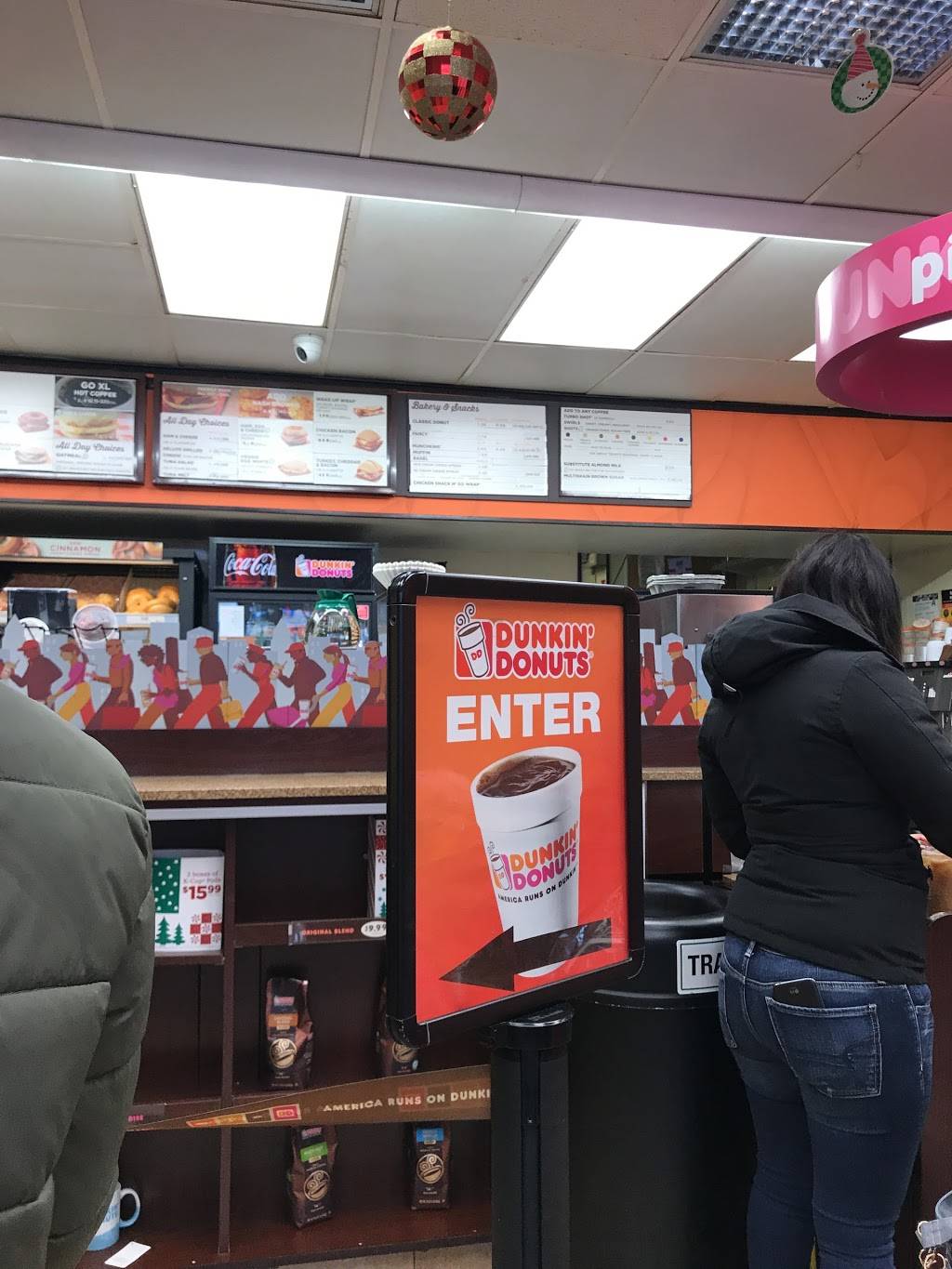 Dunkin Donuts | cafe | 7111 3rd Ave, Brooklyn, NY 11209, USA | 7187483294 OR +1 718-748-3294