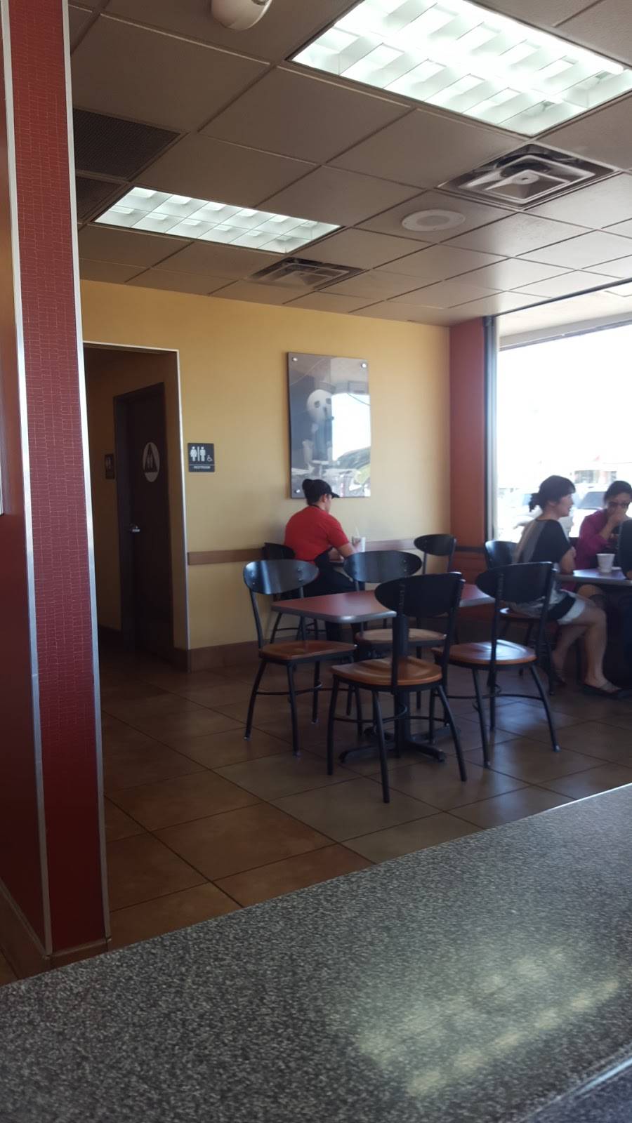 Jack in the Box | restaurant | 16945 San Fernando Mission Blvd, Granada Hills, CA 91344, USA | 8183639982 OR +1 818-363-9982