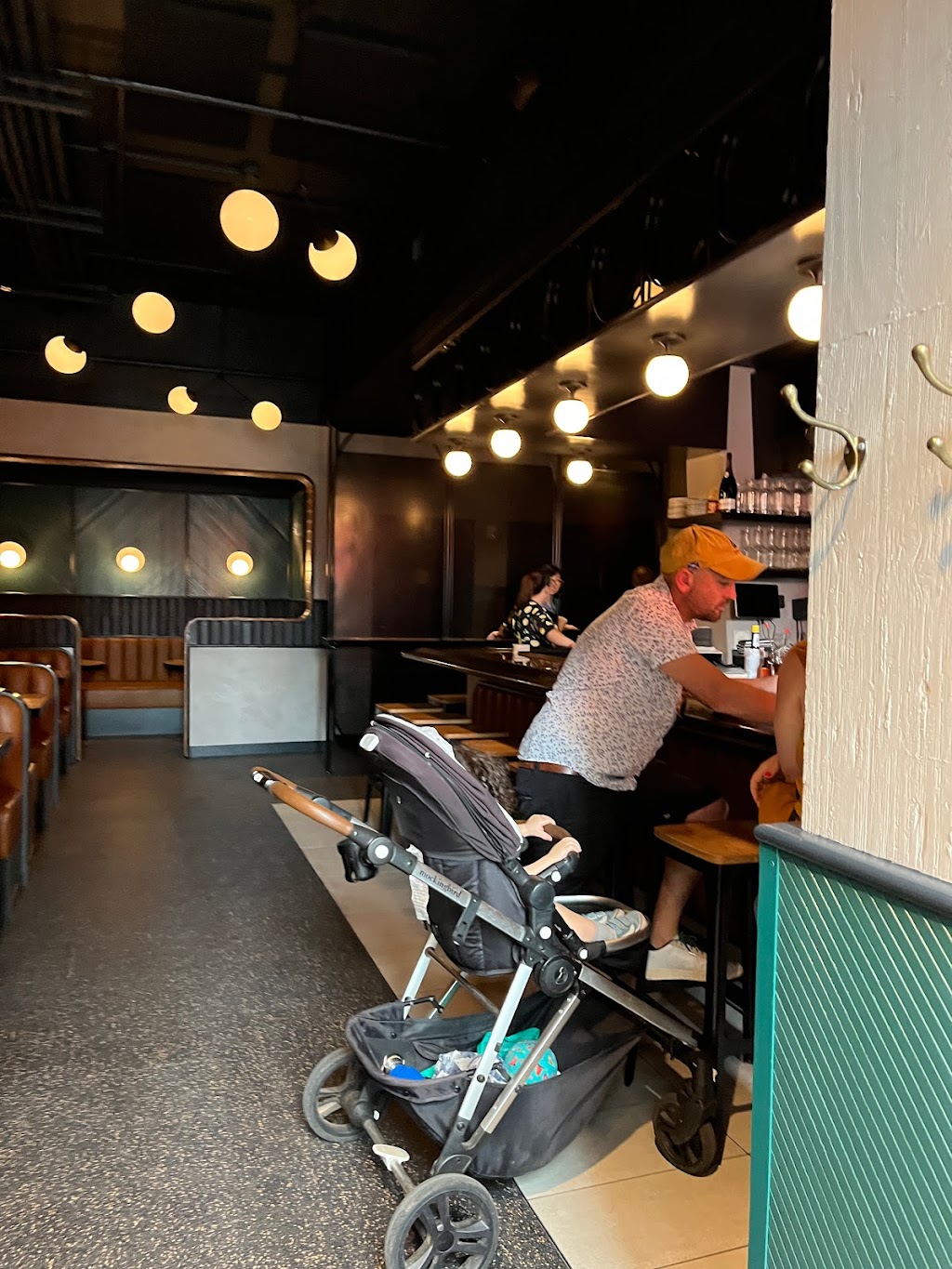 The Little Grand | restaurant | 808 7th St NE, Washington, DC 20002, USA | 2027580783 OR +1 202-758-0783