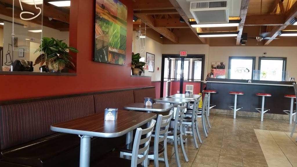 Arbys | restaurant | 800 Foote Ave, Jamestown, NY 14701, USA | 7164881622 OR +1 716-488-1622
