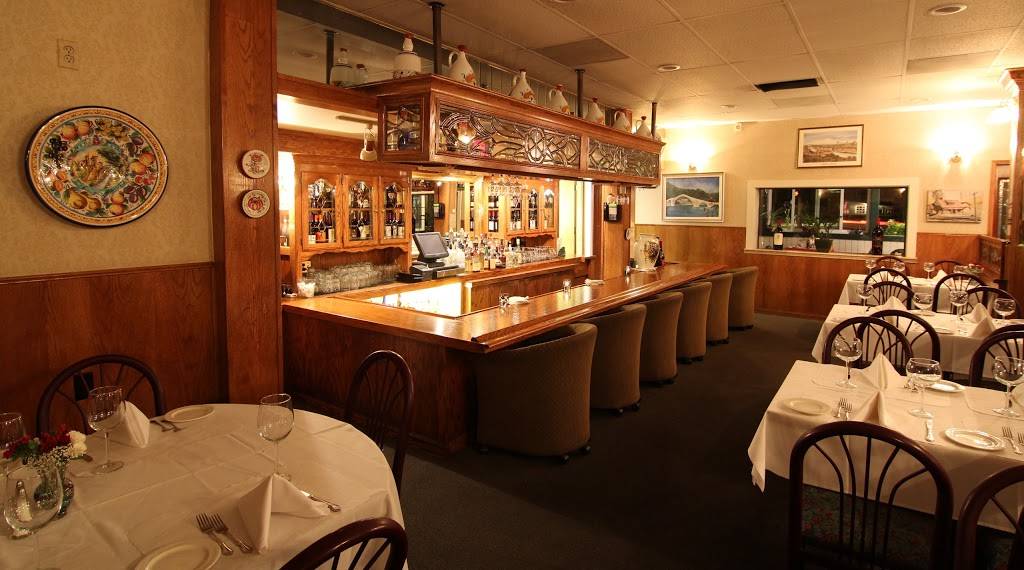 Il Pavone | restaurant | 2291 Olympic Blvd, Walnut Creek, CA 94595, USA | 9259399060 OR +1 925-939-9060