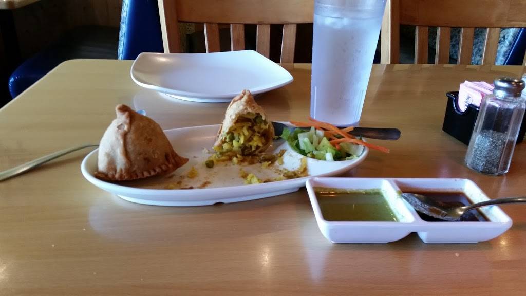 Kurry Xpress | restaurant | 1501 Pine Lake Rd #3692, Lincoln, NE 68512, USA | 4024170000 OR +1 402-417-0000