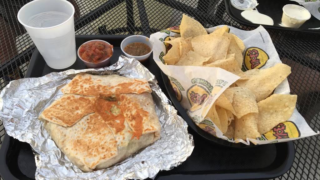 Moes Southwest Grill | restaurant | 1140 Lake City Hwy, Warsaw, IN 46580, USA | 5742680085 OR +1 574-268-0085