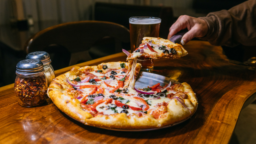 Three Jimmys Good Time Eatery | restaurant | 1359 East Pkwy #F, Gatlinburg, TN 37738, USA | 8653251210 OR +1 865-325-1210