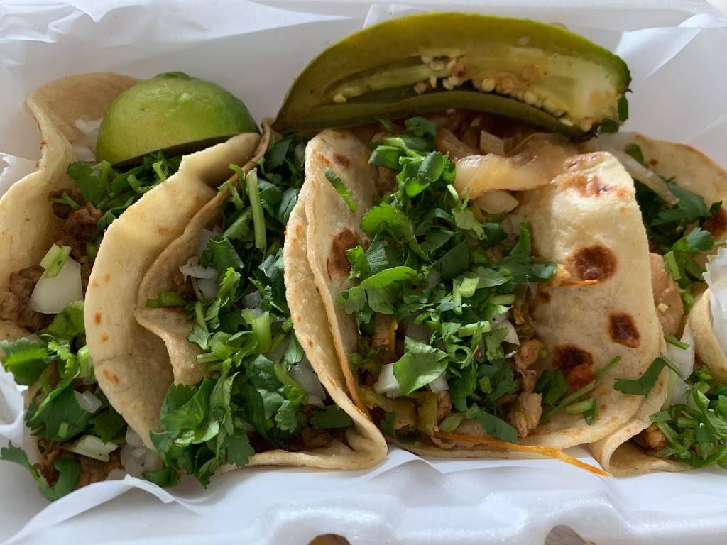 Botello Grocery | restaurant | 15791 Lake Michigan Dr, West Olive, MI 49460, USA | 6168461480 OR +1 616-846-1480