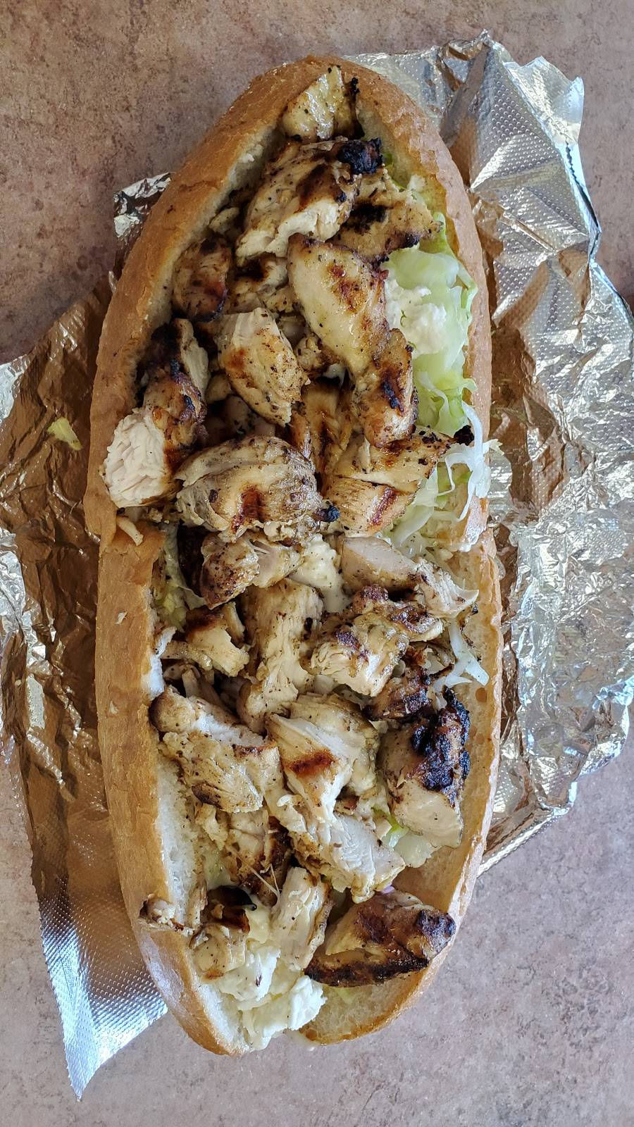 Giovannis Roast Beef & Pizza | restaurant | 141 Main St, Salem, NH 03079, USA | 6038368410 OR +1 603-836-8410