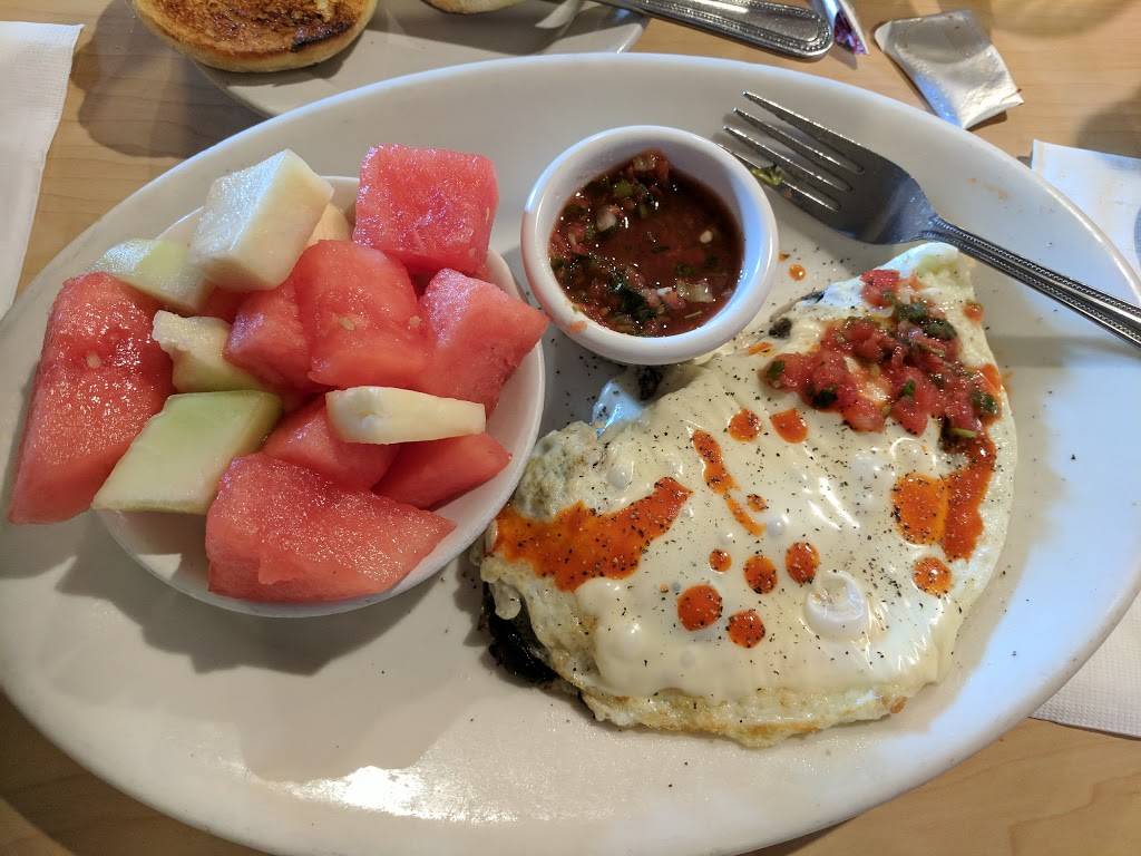 Hunnys Cafe | restaurant | 31253 Riverside Dr, Lake Elsinore, CA 92530, USA | 9512454548 OR +1 951-245-4548