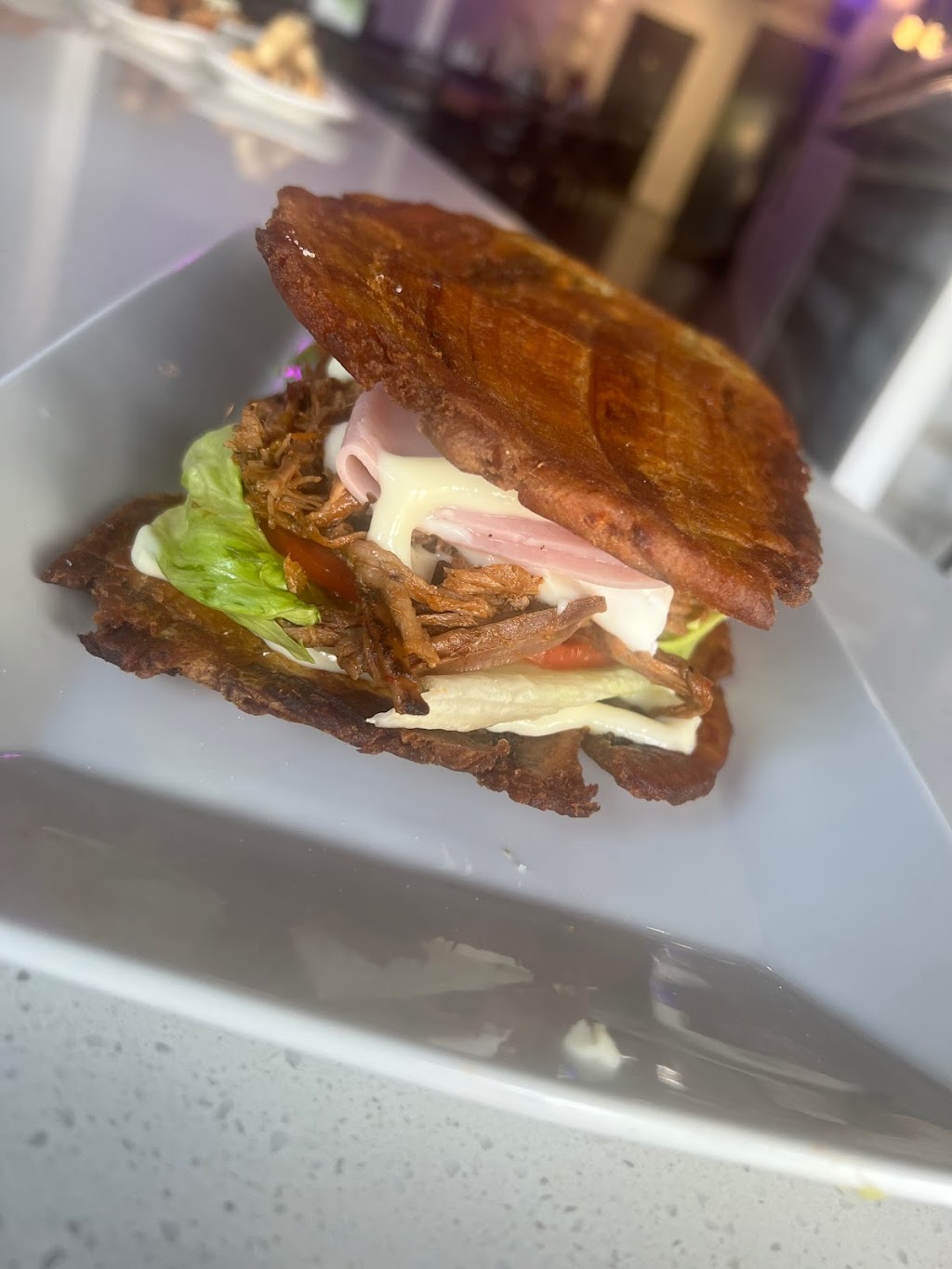 We love empanadas | restaurant | 452 N Thompson Ln, Murfreesboro, TN 37129, USA | 6156246572 OR +1 615-624-6572