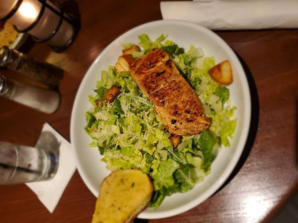 Bar Louie | night club | 3100 Vandercar Way, Cincinnati, OH 45209, USA | 5133511453 OR +1 513-351-1453