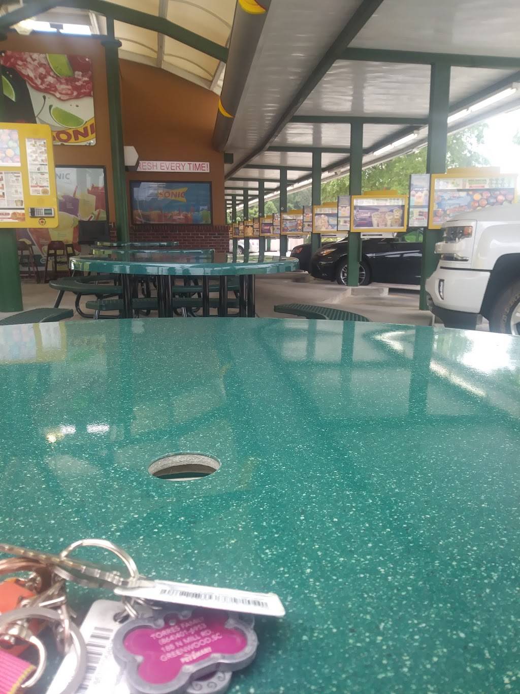 Sonic Drive-In | restaurant | 1427 Bypass 72 Northeast, Greenwood, SC 29649, USA | 8642235505 OR +1 864-223-5505