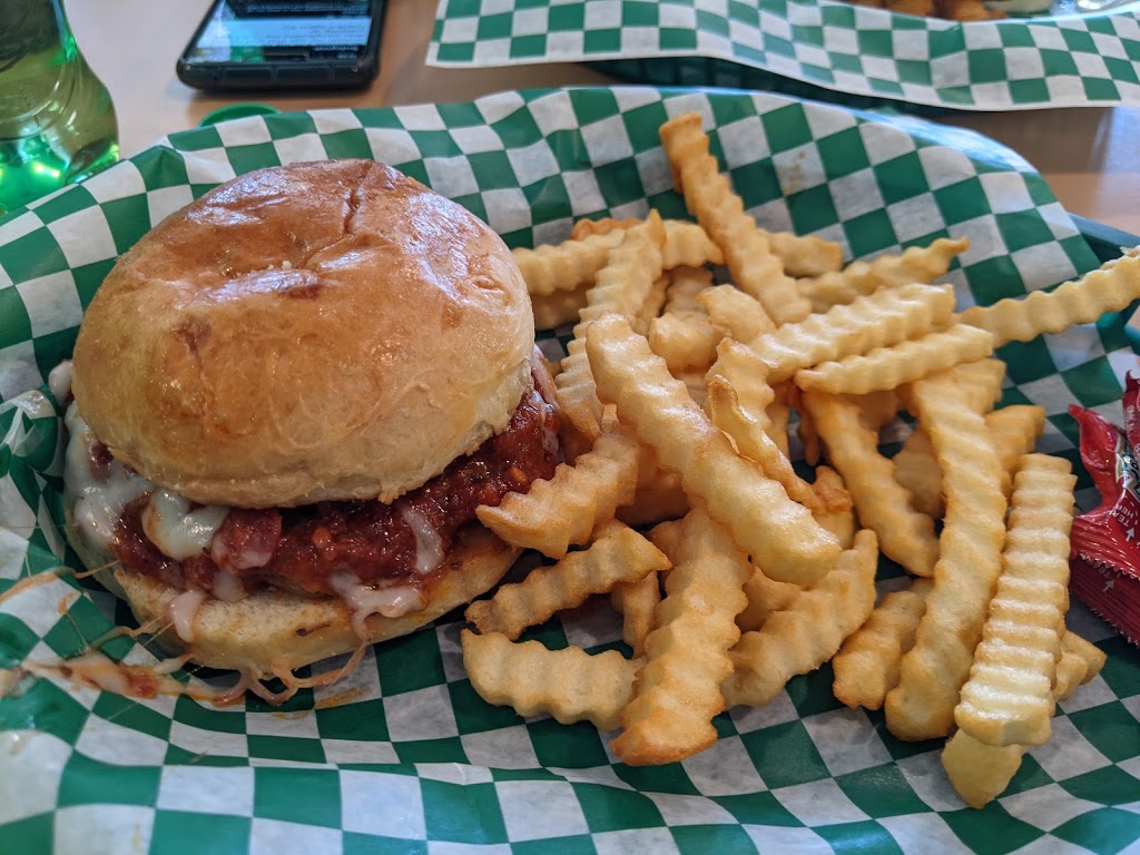 Scooters Pizza and Grub | restaurant | 1548 Nerge Rd, Elk Grove Village, IL 60007, USA | 8473524782 OR +1 847-352-4782