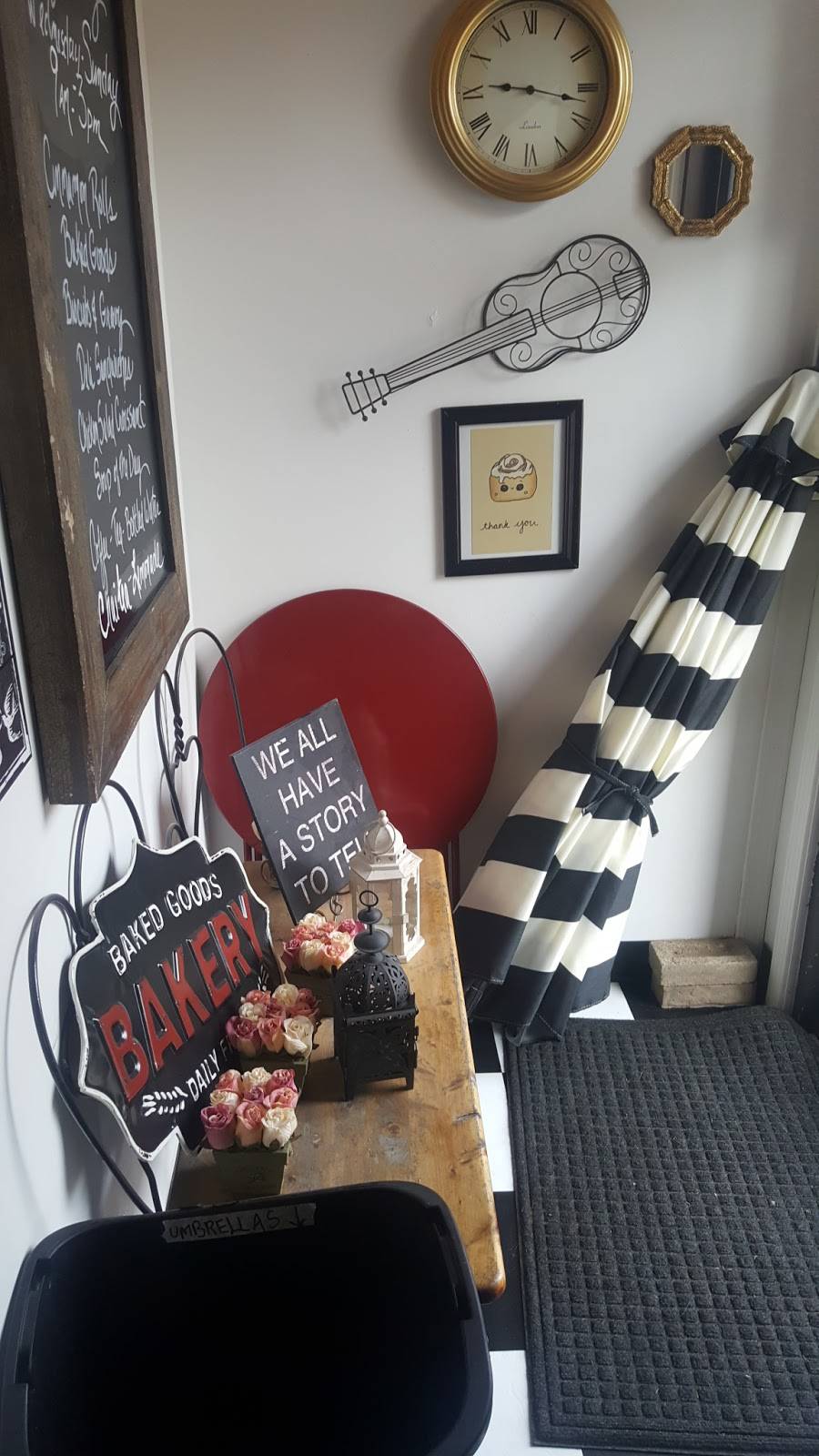 OoeyGooey Cinnamon Rolls and So Much More | restaurant | 29 E Washington St, Nashville, IN 47448, USA | 2392698361 OR +1 239-269-8361