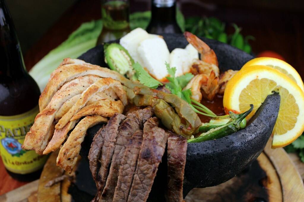 El Charro | restaurant | 942 N Golden State Blvd, Turlock, CA 95380, USA | 2096682650 OR +1 209-668-2650