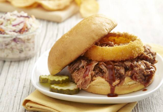 Buffalo Wings & Rings | restaurant | 11751 S Cleveland Ave, Fort Myers, FL 33907, USA | 2392043100 OR +1 239-204-3100