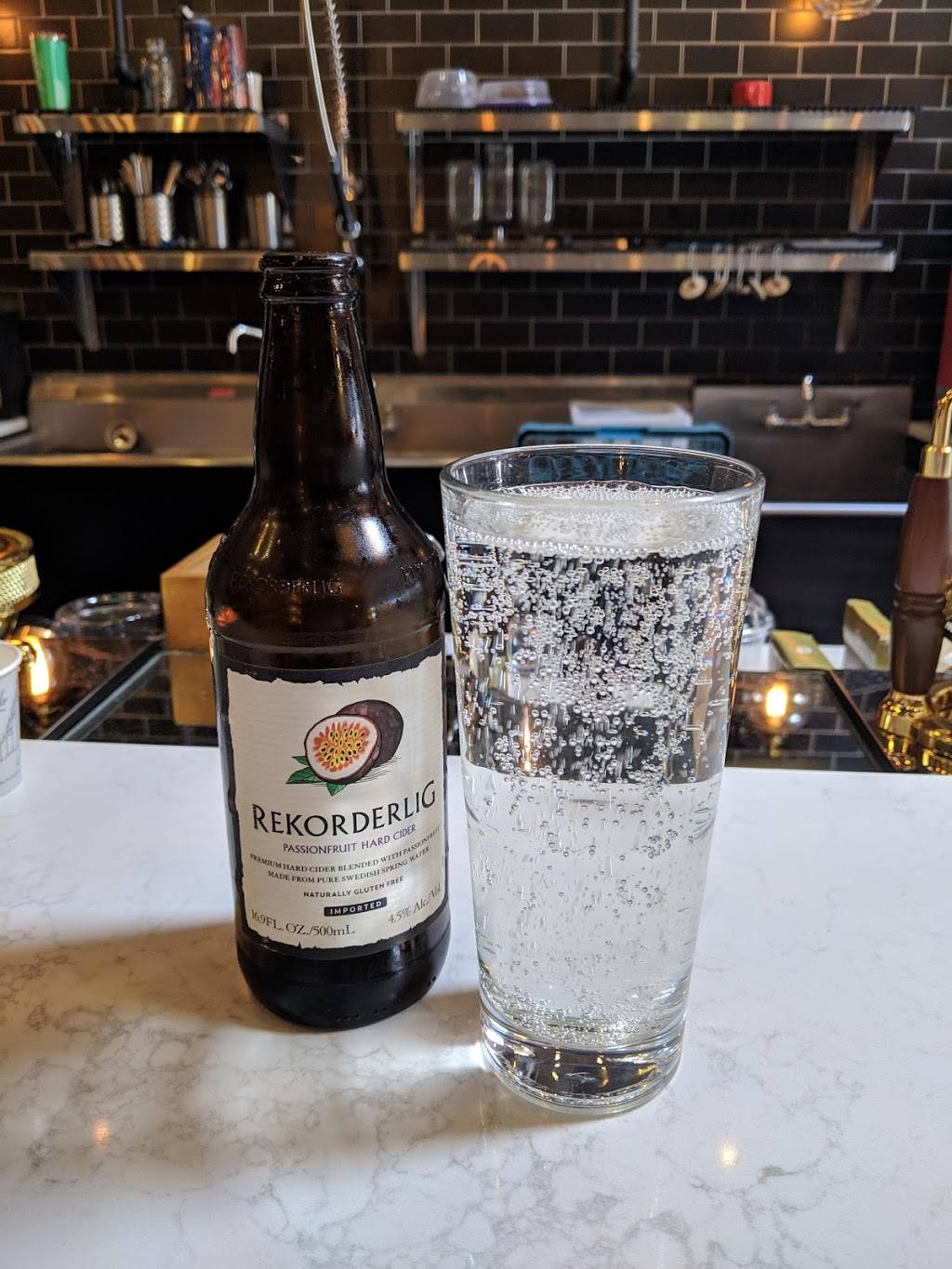 Foxtail’s Farmhouse | restaurant | 1282 N Orange Ave, Winter Park, FL 32789, USA | 4079517931 OR +1 407-951-7931