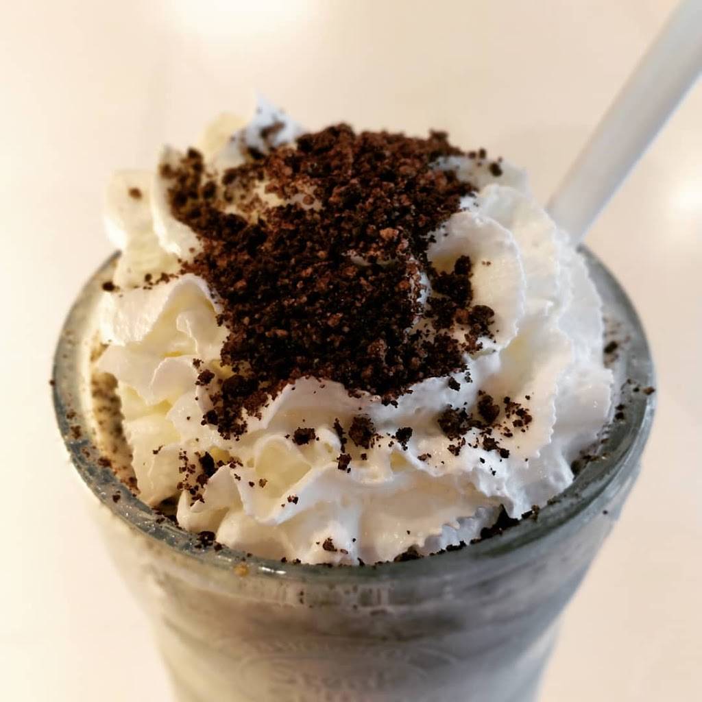 Steak n Shake | restaurant | 1665 N Gloster St, Tupelo, MS 38804, USA | 6622604550 OR +1 662-260-4550