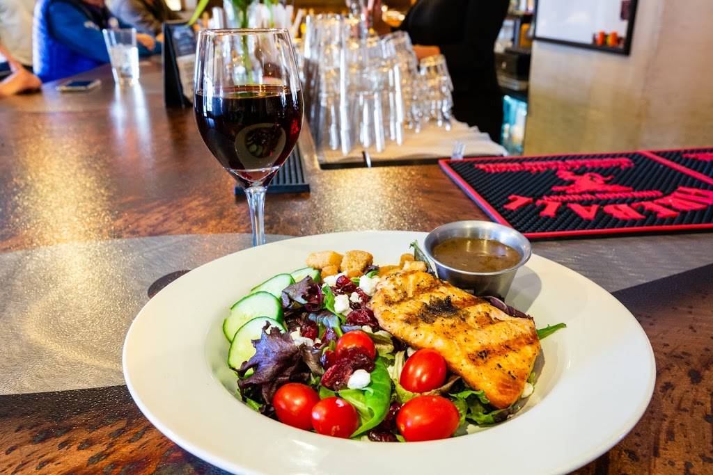 Creekside Clubhouse & Grill | restaurant | 530 Cotton Ranch Dr, Gypsum, CO 81637, USA | 9705245160 OR +1 970-524-5160