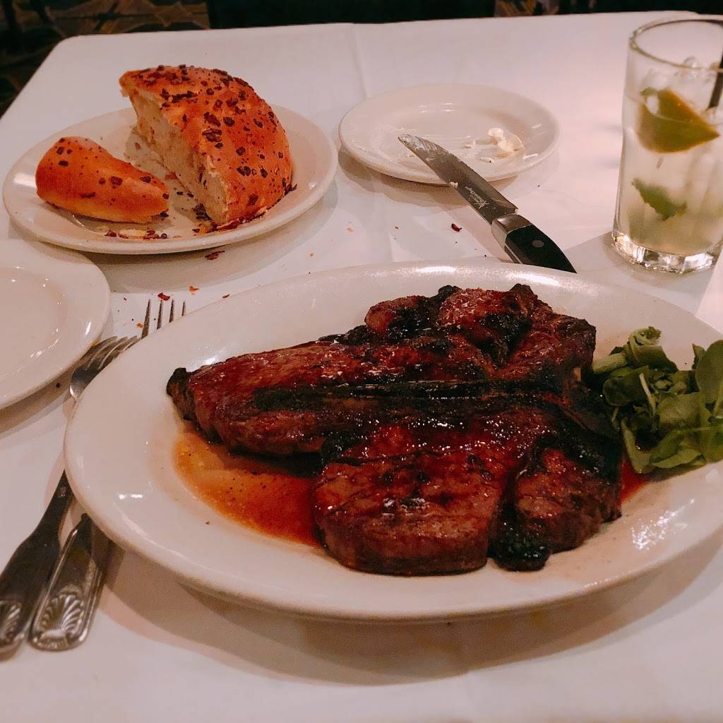 Mortons The Steakhouse | restaurant | 1050 N State St, Chicago, IL 60610, USA | 3122664820 OR +1 312-266-4820