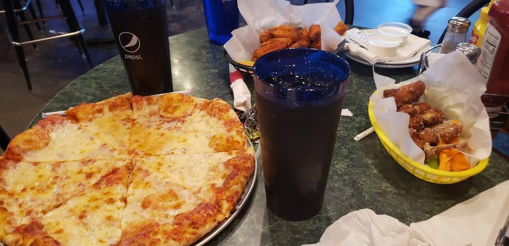 Bullys Sports Bar & Grill | restaurant | 3530 N Carson St, Carson City, NV 89706, USA | 7758842309 OR +1 775-884-2309